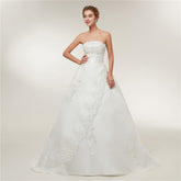 Cheap Vintage Lace Long Train Wedding Dresses 2019 Bridal Gowns Vestidos Plus Size Bridal Dress