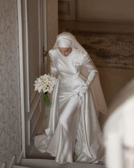 Luxury Muslim High Neck Satin Wedding Dress - Elegant Long Sleeve Mermaid Bridal Gown with Customized Fit