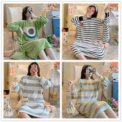 Women's Mid-length Flannel Nightdress In Autumn And Winter