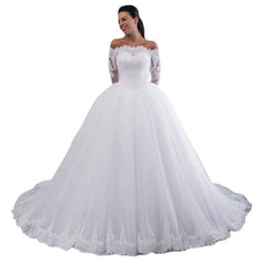 Elegant Ivory White Wedding Bridal Lace Dress with Large Tail Regular Sleeve Mid Waist Polyester Fiber